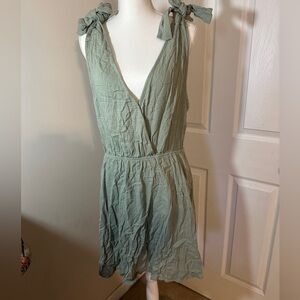 NWT Cupshe dress.